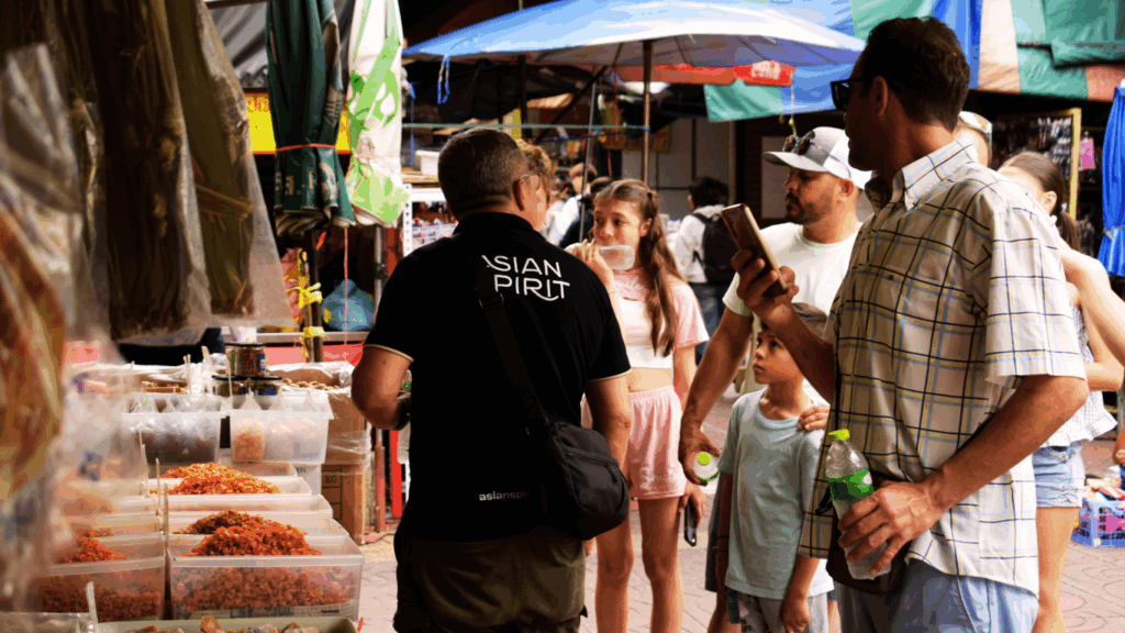 Chinatown Bangkok - El papel del Guía Local: mucho más que un acompañante - ASIAN SPIRIT